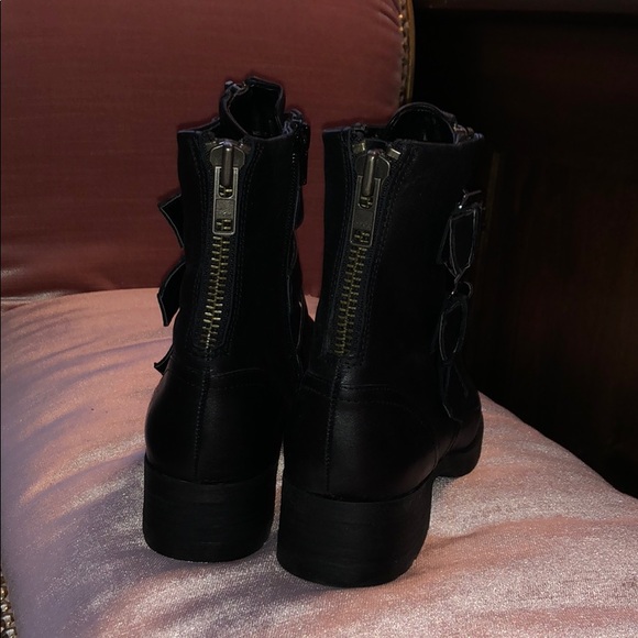 Aldo Travara Black Leather Boot Size 7. - Picture 3 of 8